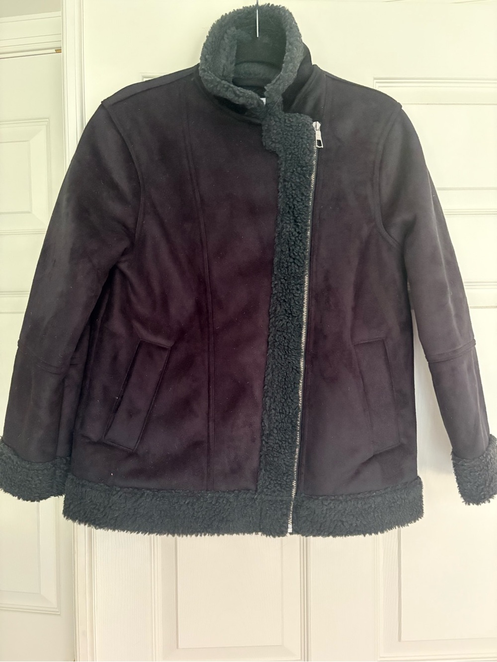 Old Navy Women’s Faux Shearling Jacket - black